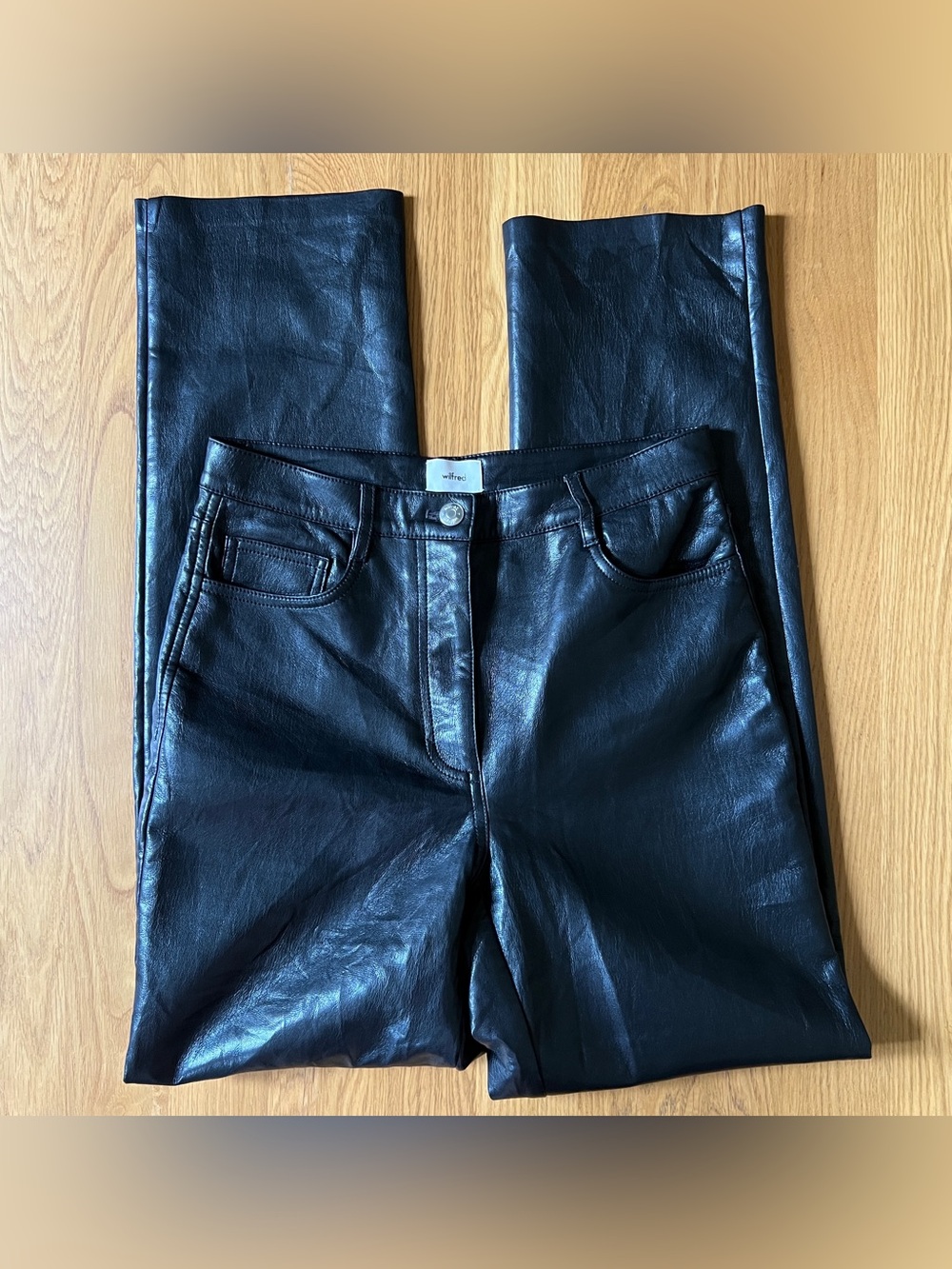 Aritzia Wilfred Women’s Black Faux Leather Straight Leg Pants - Size 4